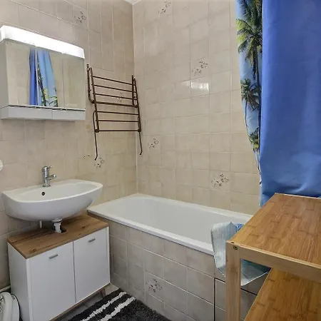 Appartement A Avec Piscine